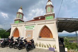 Masjid At-Tin Sukabumi-2