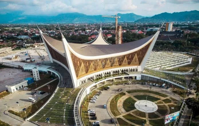 masjid raya sumatera